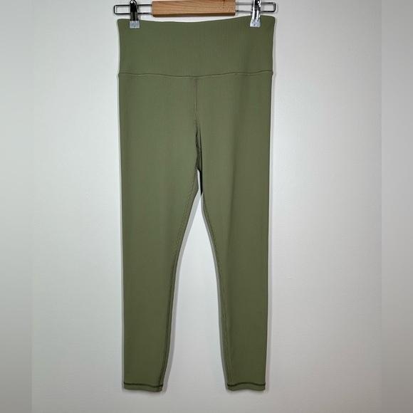 Athleta Moss Green Elation Rib‎ Tight Medium - Picture 2 of 8